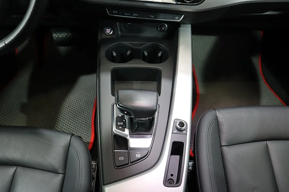 Купить Ауди А4 2021г.