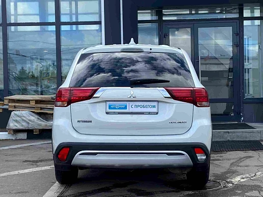 Купить Митсубиси Оутлендер 2019г.