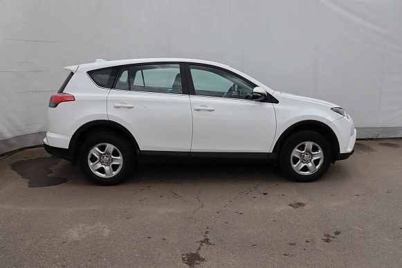 Купить Тойота Новый RAV4 2016г.