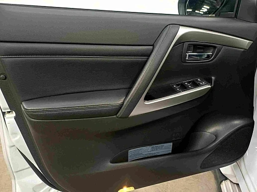 Купить Митсубиси Паджеро Спорт 2020г.