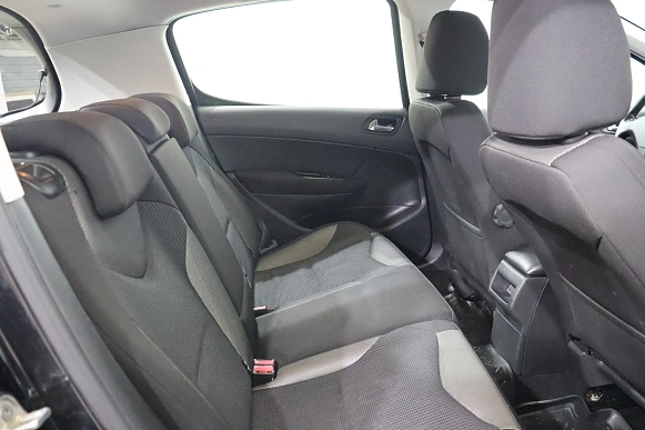 Купить Пежо 308 2010г.