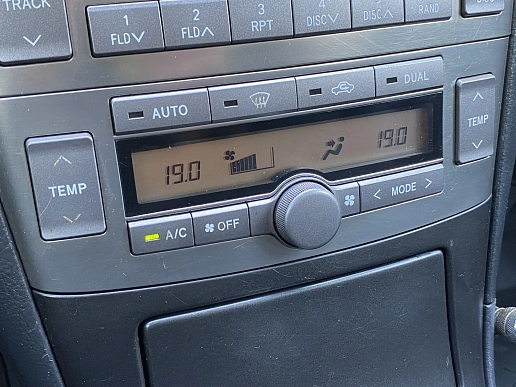 Купить Тойота Авенсис 2006г.