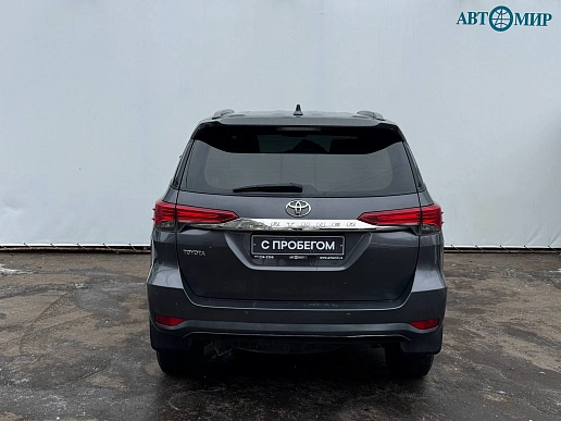 Купить Тойота Фортунер 2018г.