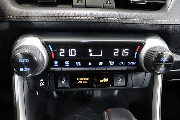 Купить Тойота Новый RAV4 2020г.