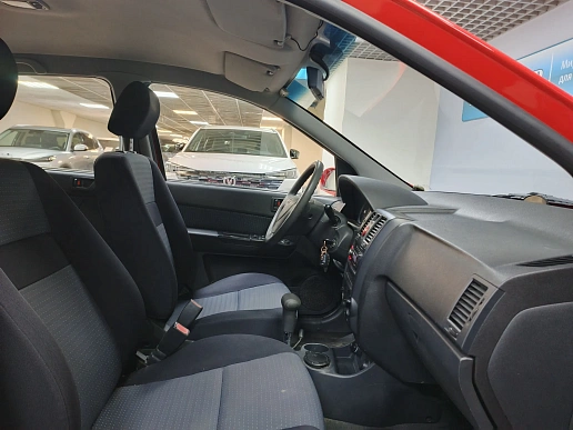 Купить Хёндай ДЖетз 2008г.