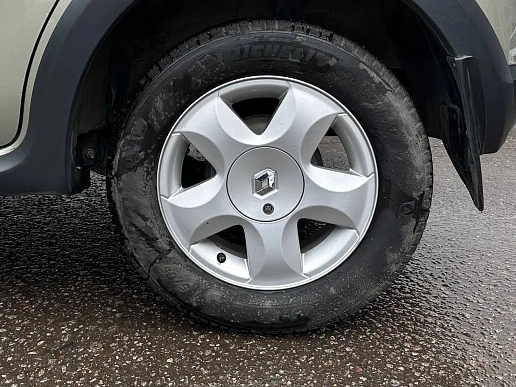 Купить Рено Сандеро 2011г.