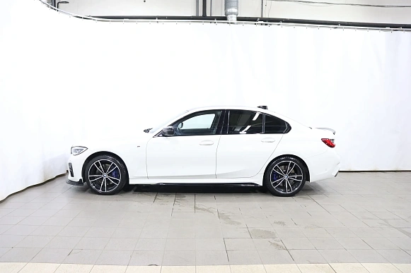 Купить БМВ 3 серия 2019г.