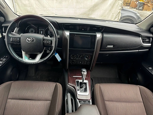 Купить Тойота Фортунер 2018г.