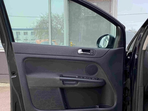 Купить Фольксваген Голф Плус 2012г.