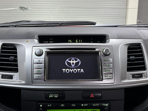 Купить Тойота Хилукс 2012г.