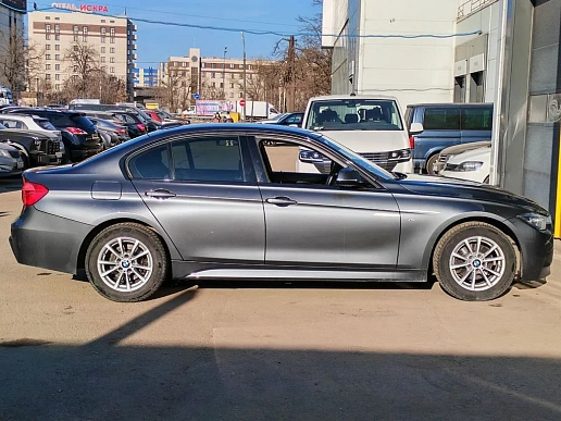 Купить БМВ 3 серия 2018г.
