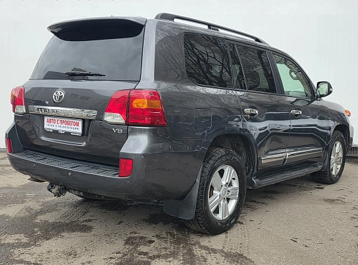 Купить Тойота Ленд Круисер 2014г.