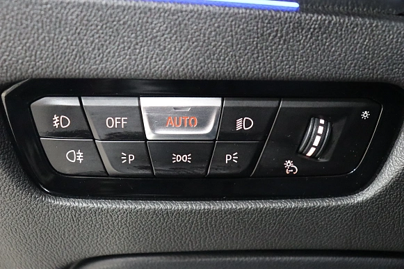 Купить БМВ 3 серия 2019г.