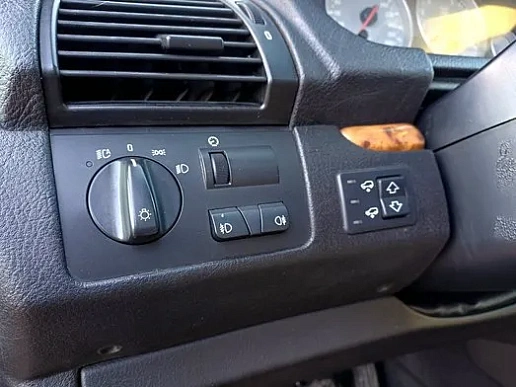 Купить БМВ КС5 2005г.