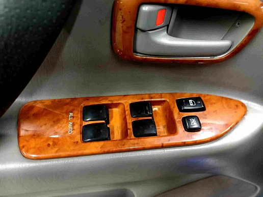 Купить Тойота Ленд Круисер 2002г.