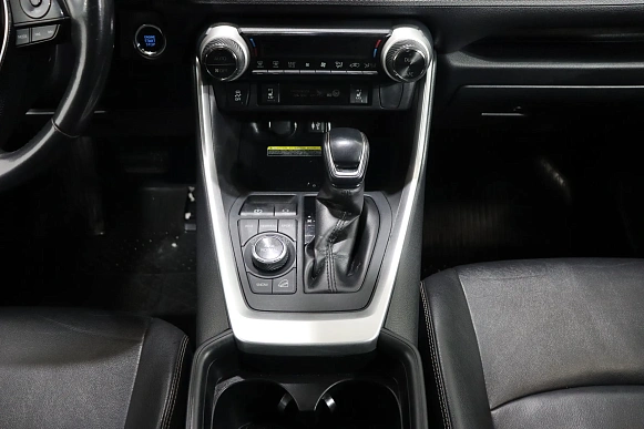 Купить Тойота Новый RAV4 2020г.