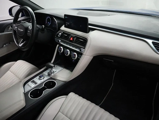 Купить ДЖенесис Г70 2021г.