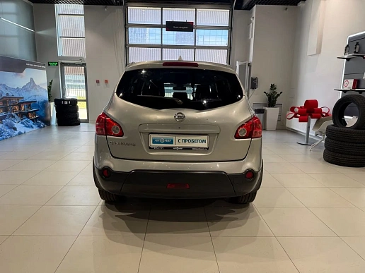 Купить Ниссан Кашкаи+2 2009г.