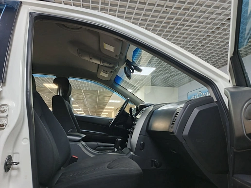 Купить СсанджЁнг Кйрон 2013г.