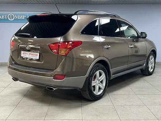 Купить Хёндай икс55 2010г.