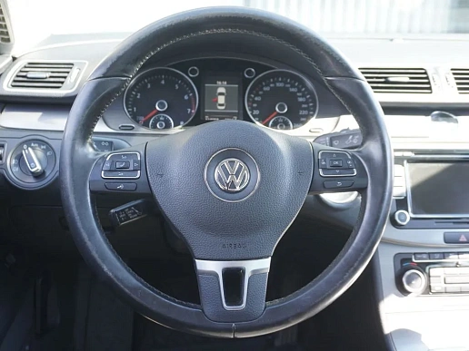 Купить Фольксваген Пассат 2011г.
