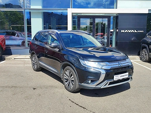 Купить Митсубиси Оутлендер 2019г.