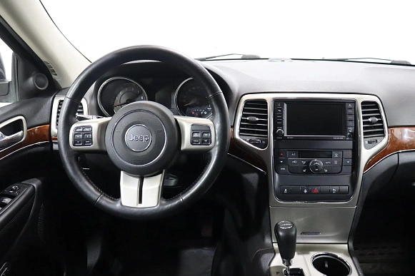 Купить ДЖип Гранд Чероки 2012г.