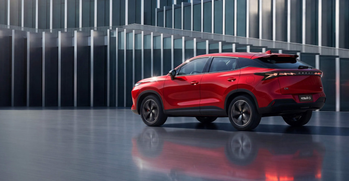 Обновленная Omoda C5