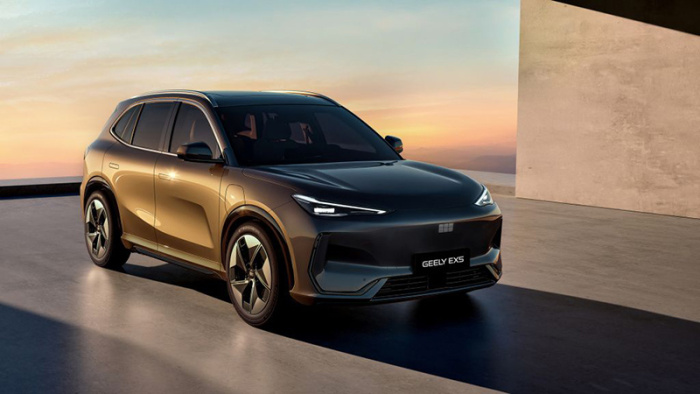 Старт продаж нового электрокроссовера Geely EX5