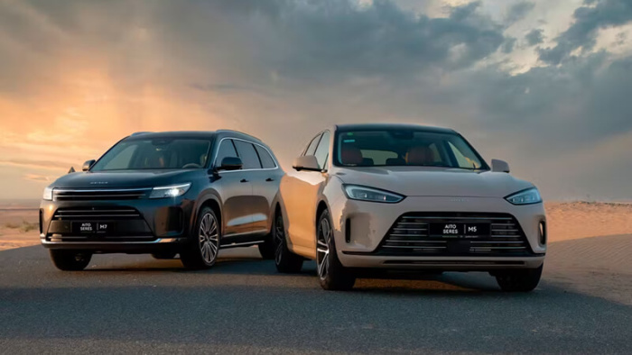 Премиальные кроссоверы AITO SERES вошли в топ-10 исследования «Рейтинги Авто Года»