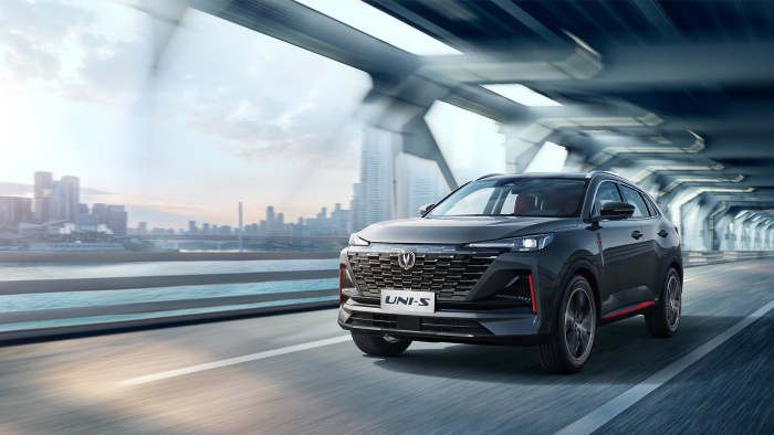 Кроссовер Changan UNI-S вошел в ТОП-10 самых продаваемых SUV в России