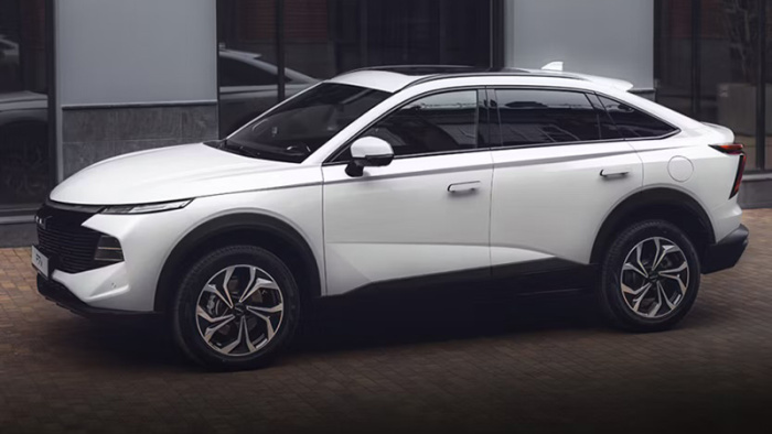 Объявлены цены на новый Haval F7x для России