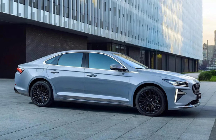 Geely представил новую версию седана Preface для российского рынка