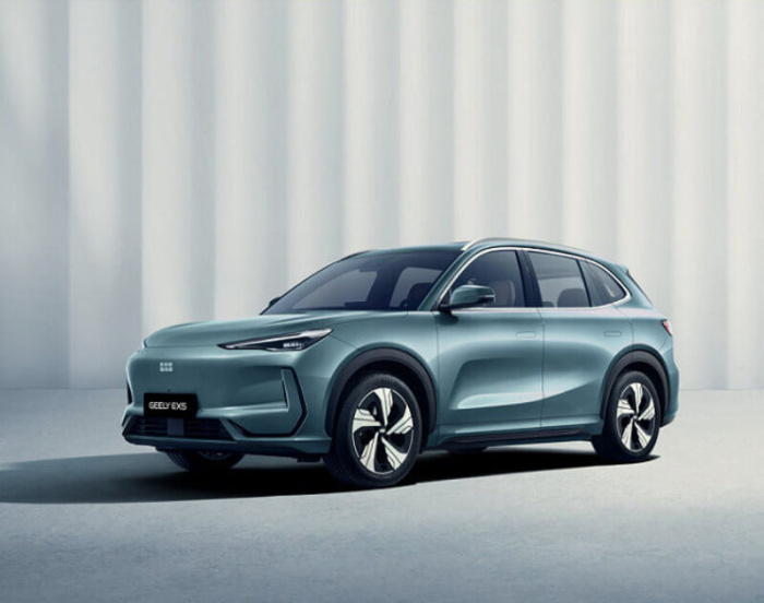Новинки Geely и первый электрокроссовер Geely EX5 для России